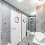 Apartment 617 W Polonia